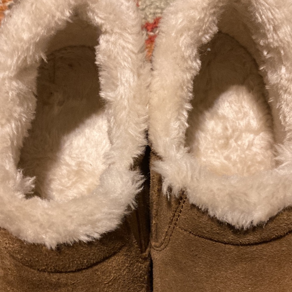 Minnetonka lined comfort shoes - Picture 11 of 12